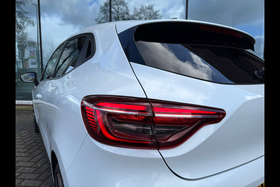 Renault Clio 1.6 E-Tech Hybrid 140 Intens Plus - Automaat - Navi - Parkeerhulp + Camera