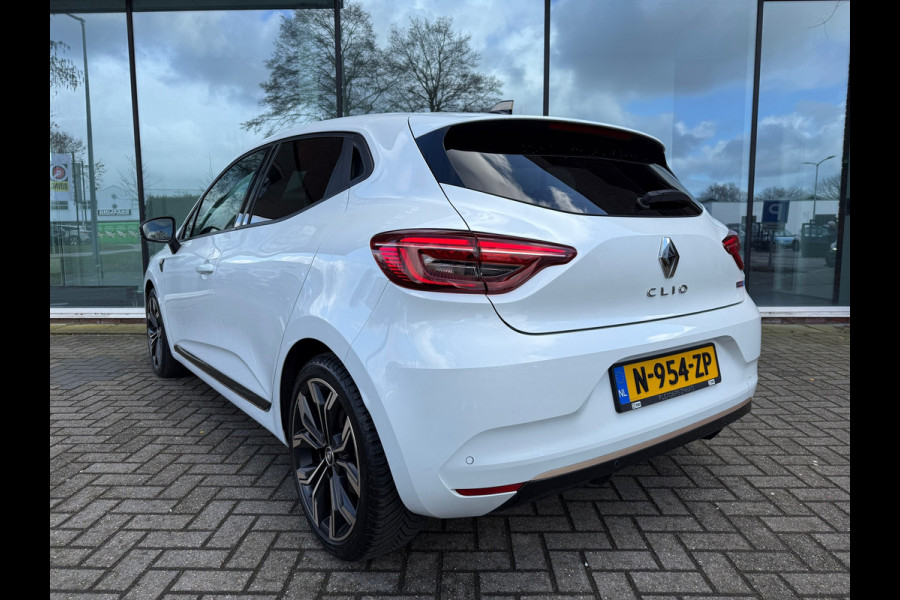 Renault Clio 1.6 E-Tech Hybrid 140 Intens Plus - Automaat - Navi - Parkeerhulp + Camera