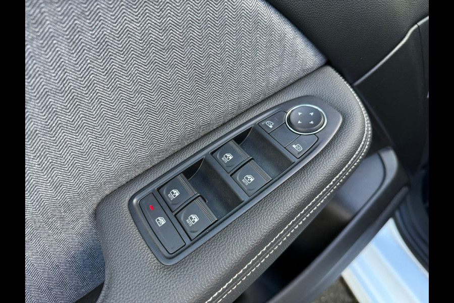 Renault Clio 1.6 E-Tech Hybrid 140 Intens Plus - Automaat - Navi - Parkeerhulp + Camera