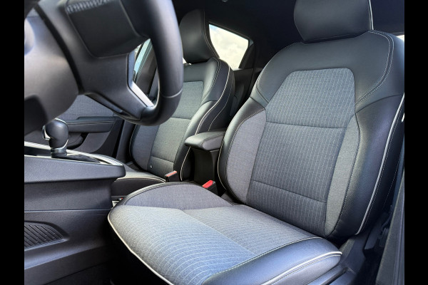 Renault Clio 1.6 E-Tech Hybrid 140 Intens Plus - Automaat - Navi - Parkeerhulp + Camera