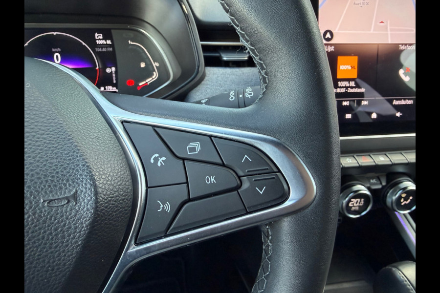 Renault Clio 1.6 E-Tech Hybrid 140 Intens Plus - Automaat - Navi - Parkeerhulp + Camera