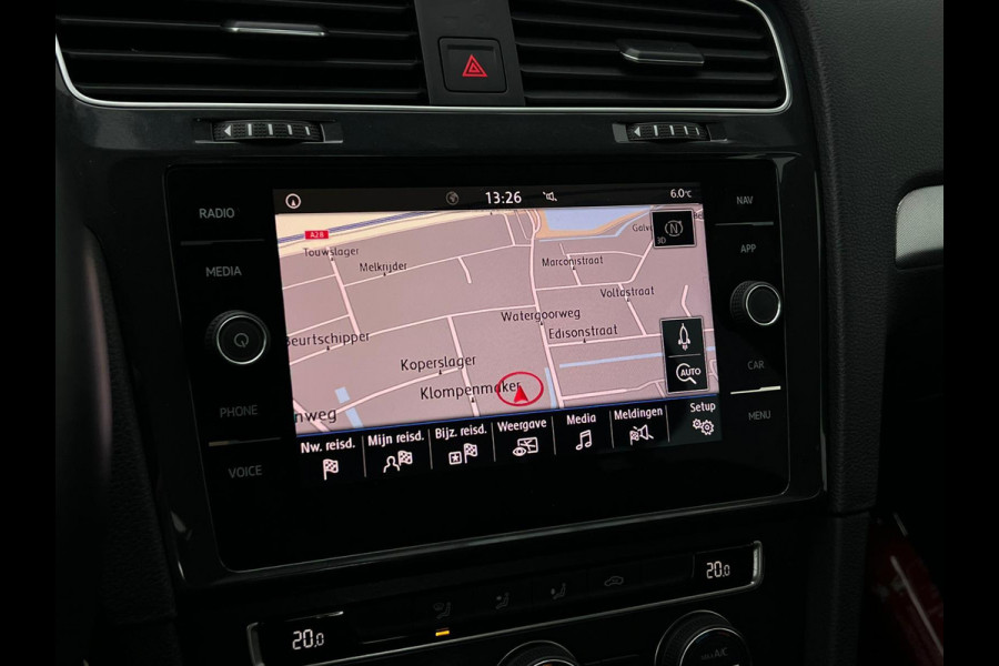 Volkswagen Golf 1.0 TSI Trendline CARPLAY | CAMERA | NAVI |