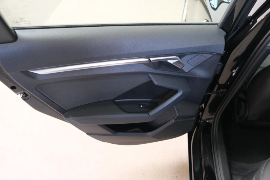 Audi A3 Sportback 30 TFSI Pro Line Automaat - N.A.P. Airco, Cruise, PDC.