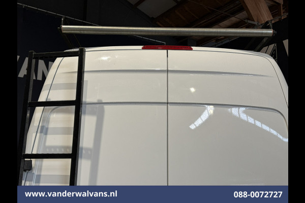Mercedes-Benz Sprinter 314 CDI 143pk L2H2 Euro6 Airco | Imperiaal | Trekhaak | Parkeersensoren Bijrijdersbank