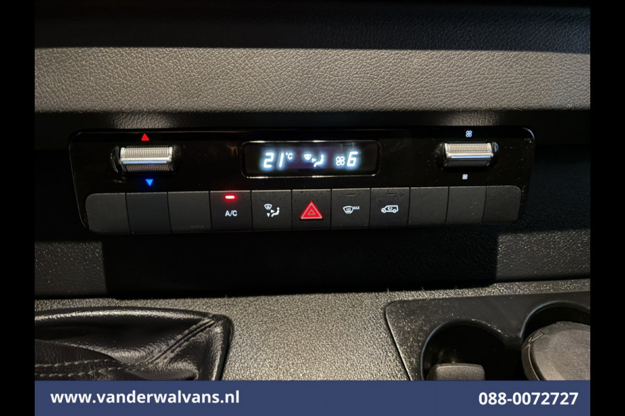 Mercedes-Benz Sprinter 314 CDI 143pk L2H2 Euro6 Airco | Imperiaal | Trekhaak | Parkeersensoren Bijrijdersbank