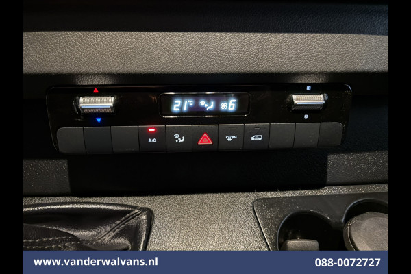Mercedes-Benz Sprinter 314 CDI 143pk L2H2 Euro6 Airco | Imperiaal | Trekhaak | Parkeersensoren Bijrijdersbank