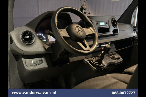 Mercedes-Benz Sprinter 314 CDI 143pk L2H2 Euro6 Airco | Imperiaal | Trekhaak | Parkeersensoren Bijrijdersbank
