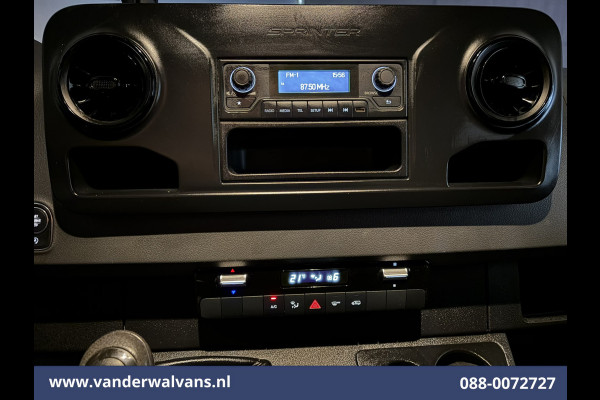 Mercedes-Benz Sprinter 314 CDI 143pk L2H2 Euro6 Airco | Imperiaal | Trekhaak | Parkeersensoren Bijrijdersbank