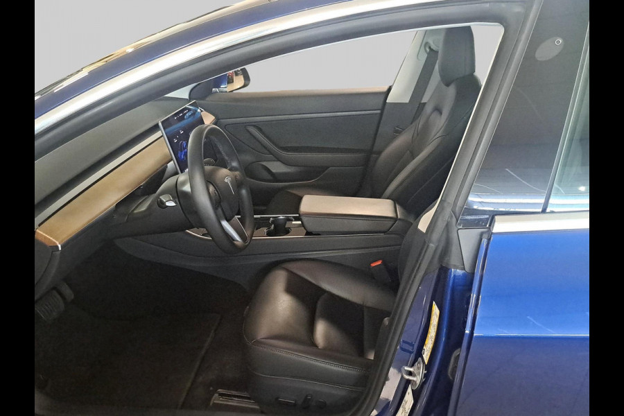 Tesla Model 3 Standard RWD Plus 60 kWh Incl. 360 graden camera | Elektrisch verstelbare stoelen | Verwarmde voorstoelen