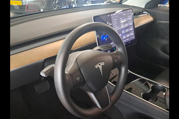 Tesla Model 3 Standard RWD Plus 60 kWh Incl. 360 graden camera | Elektrisch verstelbare stoelen | Verwarmde voorstoelen