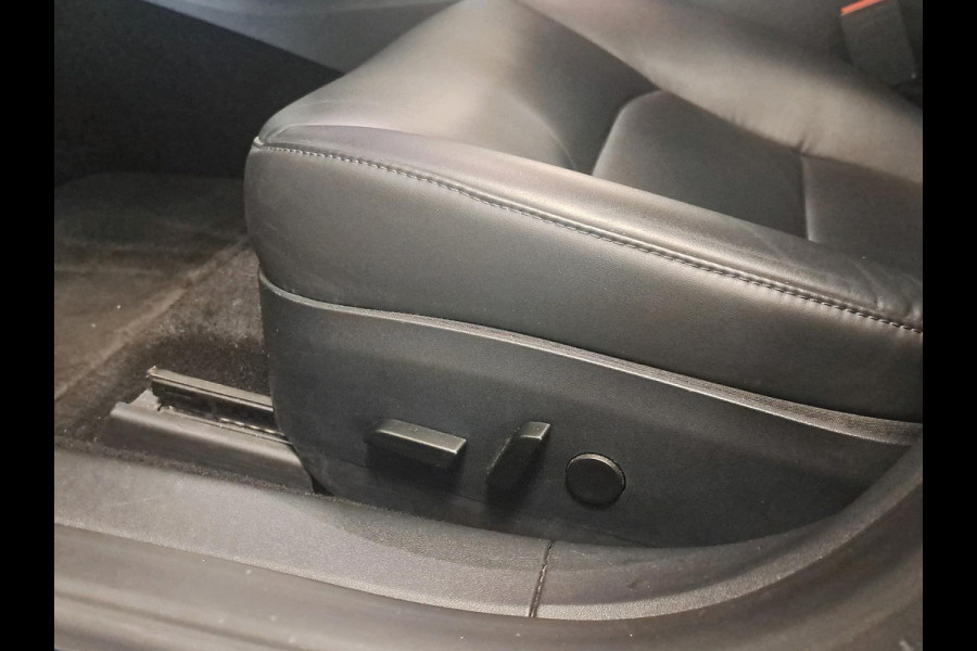 Tesla Model 3 Standard RWD Plus 60 kWh Incl. 360 graden camera | Elektrisch verstelbare stoelen | Verwarmde voorstoelen