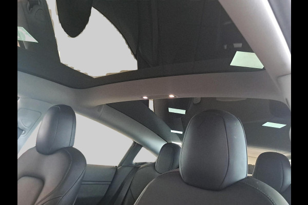 Tesla Model 3 Standard RWD Plus 60 kWh Incl. 360 graden camera | Elektrisch verstelbare stoelen | Verwarmde voorstoelen