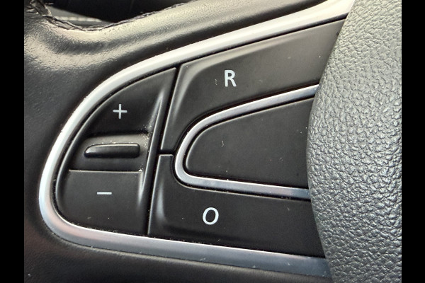 Renault Grand Scénic 160pk Bose 7p. (Trekhaak - Camera - 20"incl 4s - Parkeersensoren V+A - LED - Keyless Entry - HiFi - Two Tone)