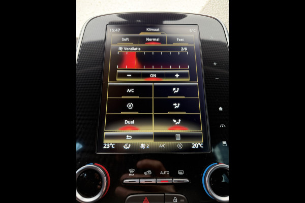 Renault Grand Scénic 160pk Bose 7p. (Trekhaak - Camera - 20"incl 4s - Parkeersensoren V+A - LED - Keyless Entry - HiFi - Two Tone)