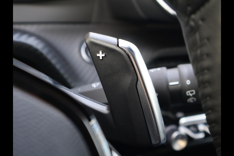 Peugeot 2008 1.2 HYBRID 145 PK ALLURE AUT. + ADAPTIVE CRUISE | CARPLAY | DIGITALE COCKPIT | CAMERA