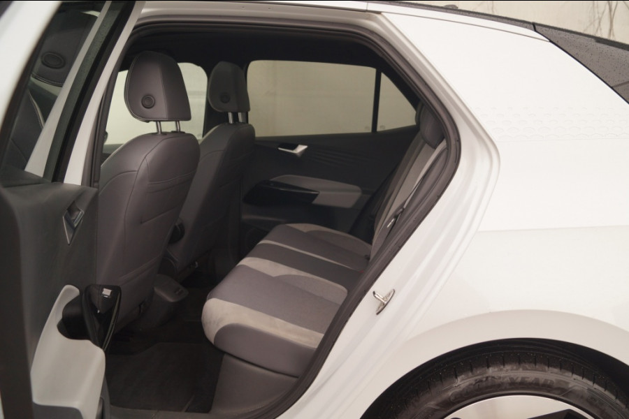 Volkswagen ID.3 First Max 58kWh -SOH92%-PANO-HUD-ECC-LED-