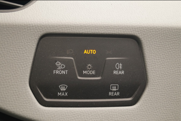 Volkswagen ID.3 First Max 58kWh -SOH92%-PANO-HUD-ECC-LED-