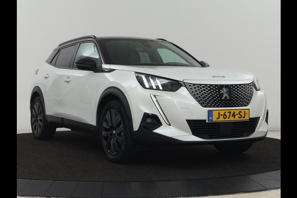 Peugeot e-2008 EV GT 50 kWh | SOH 91% | 3 Fase | Stoelverwarming | Leder/Alcantara | Adaptive cruise | Keyless | Navigatie | Carplay | Full LED