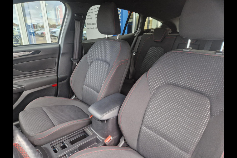 Ford FOCUS Wagon 1.0 EcoBoost ST Line Business | Trekhaak | LED verlichting voor en achter incl. LED dagrijverl.| Winterpack | Technology Pack  Family Pack | Comfortpack | Privacy Glass