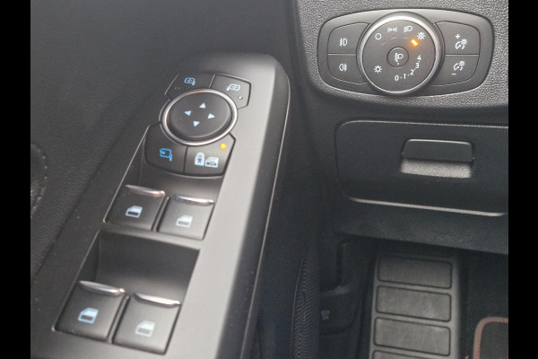 Ford FOCUS Wagon 1.0 EcoBoost ST Line Business | Trekhaak | LED verlichting voor en achter incl. LED dagrijverl.| Winterpack | Technology Pack  Family Pack | Comfortpack | Privacy Glass