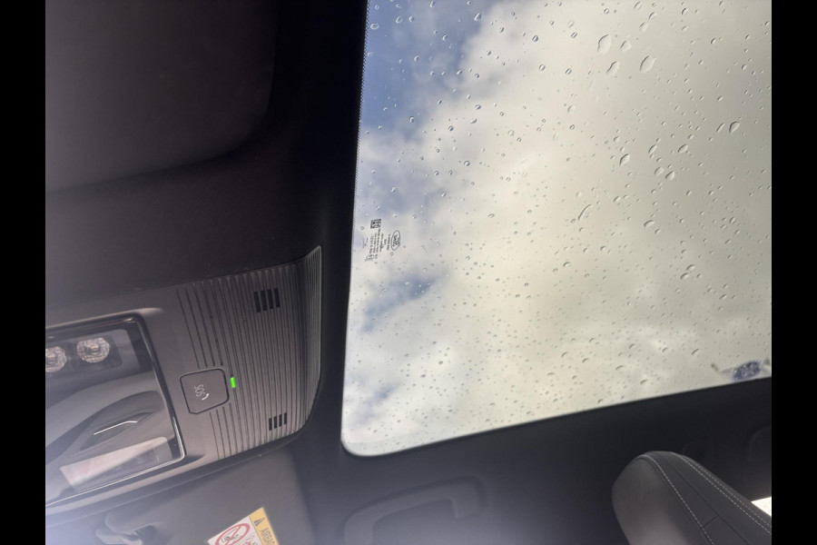 Ford Capri Premium Extended Range RWD 77 kWh | 286 pk | Driver Assistance Pack | Panoramadak | Grote Accu | Dealer onderhouden