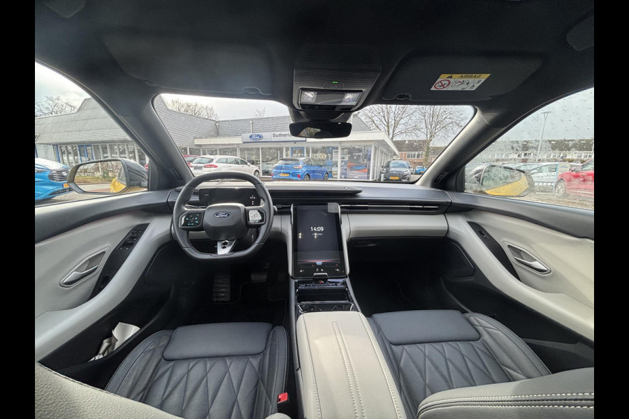 Ford Capri Premium Extended Range RWD 77 kWh | 286 pk | Driver Assistance Pack | Panoramadak | Grote Accu | Dealer onderhouden