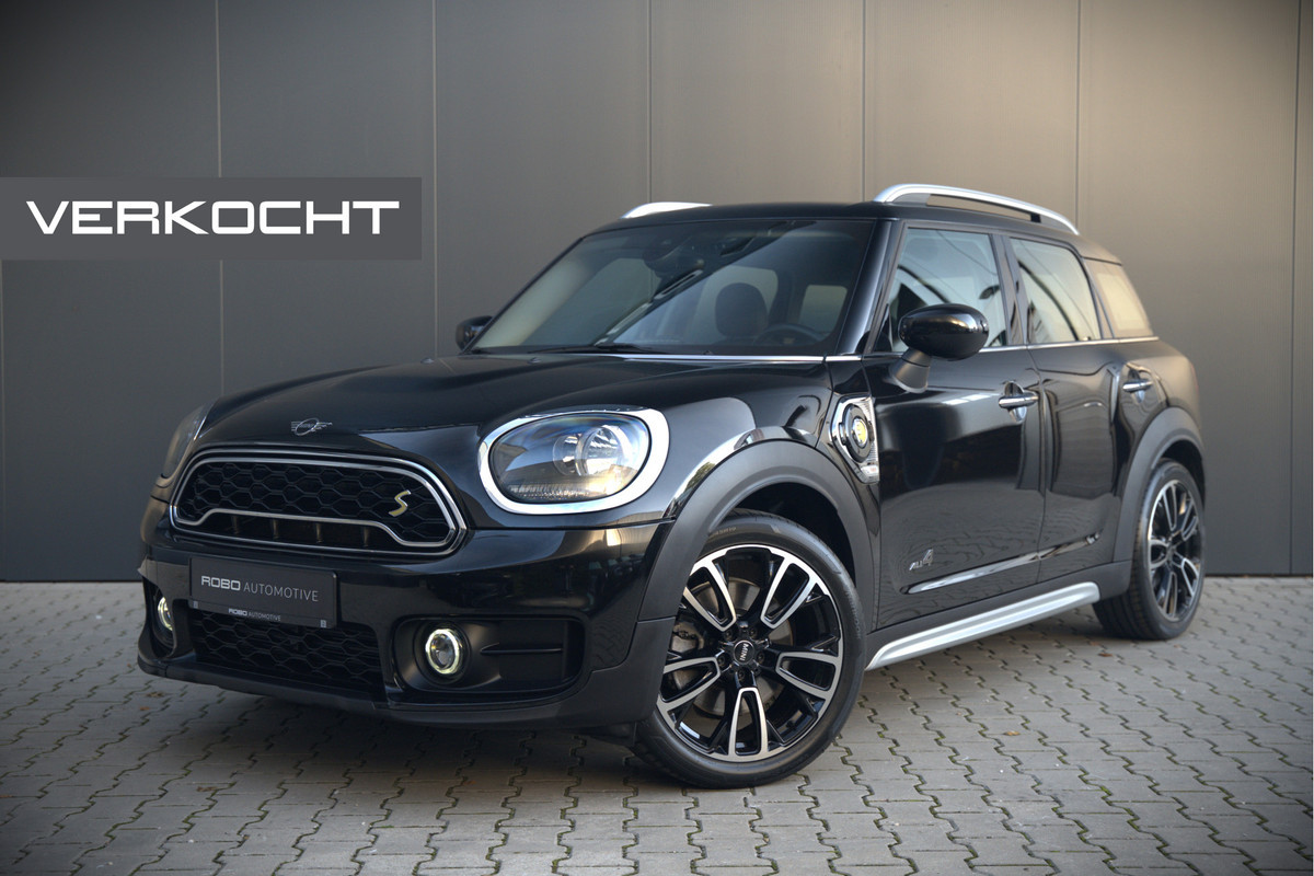 MINI Countryman 2.0 Cooper S E ALL4 | Stoelverwarming | Parkeersensoren | Apple Carplay | Navigatie | Keyless | Ambiance Verlichting | Climate Control |