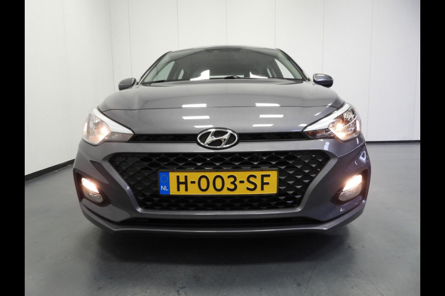 Hyundai i20 1.0 T-GDI 100PK i-Motion AIRCO/BLUETOOTH!