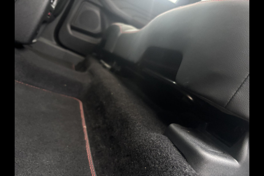 Ford Kuga 2.5 PHEV ST-Line X 243pk | Winter Pack | AGR stoelen | Adaptive cruise | 360 graden camera | Elektrische Achterklep | 2.100kg Trekgewicht