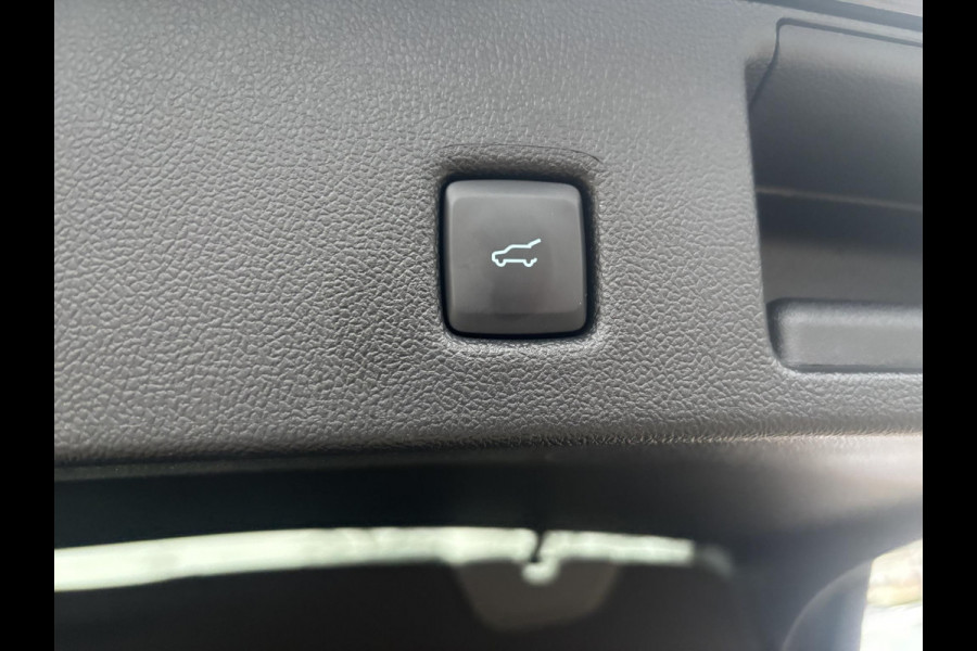Ford Kuga 2.5 PHEV ST-Line X 243pk | Winter Pack | AGR stoelen | Adaptive cruise | 360 graden camera | Elektrische Achterklep | 2.100kg Trekgewicht