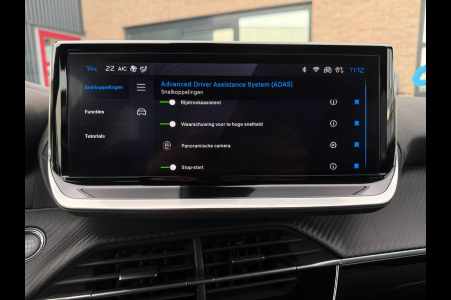 Peugeot 2008 Allure 145pk Aut.Navi 360° dodehoek Camera ACC Carbon Apple Carplay & Android Auto Virtual Cockpit