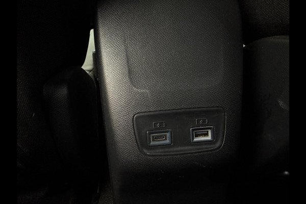 Peugeot 2008 Allure 145pk Aut.Navi 360° dodehoek Camera ACC Carbon Apple Carplay & Android Auto Virtual Cockpit