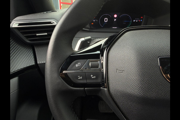 Peugeot 2008 Allure 145pk Aut.Navi 360° dodehoek Camera ACC Carbon Apple Carplay & Android Auto Virtual Cockpit