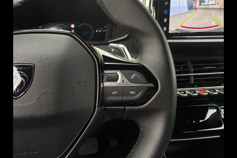 Peugeot 2008 Allure 145pk Aut.Navi 360° dodehoek Camera ACC Carbon Apple Carplay & Android Auto Virtual Cockpit