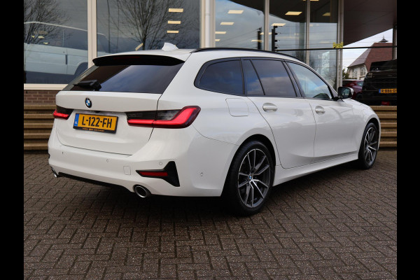 BMW 3 Serie Touring 320d HIGH EXECUTIVE SPORTLINE 190 PK AUT. *ALPINWEISS* + ELEK. TREKHAAK | LASER LED | 18 INCH | STOEL/STUURWIELVERW.