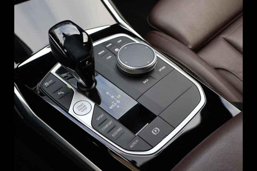 BMW 3 Serie Touring 320d HIGH EXECUTIVE SPORTLINE 190 PK AUT. *ALPINWEISS* + ELEK. TREKHAAK | LASER LED | 18 INCH | STOEL/STUURWIELVERW.