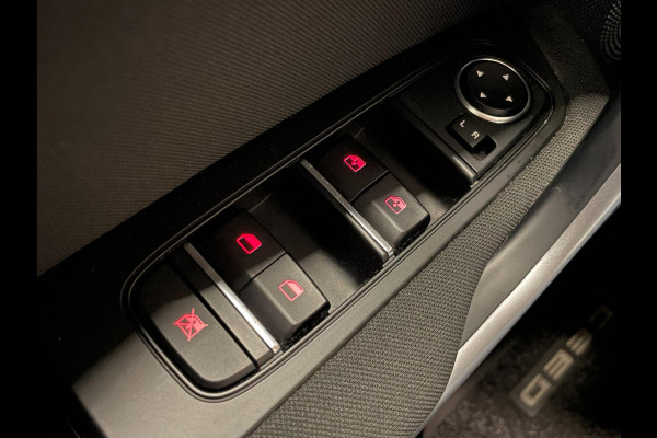 Kia Ceed Sportswagon 1.5 T-GDi DynamicLine|160PK|AFN. TREKHK|APPLE CARPLAY+ANDROID|STOEL+STUURVERW|CAMERA|CLIMA+CRUISE|1e EIG|INCL