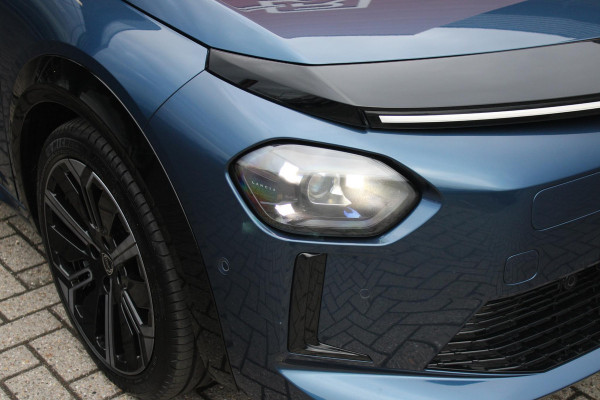 Lancia Ypsilon EDIZIONE CASSINA LIMITATA 156PK 51 kWh | WARMTEPOMP! | 3-FASE! | DRAADLOOS APPLE CARPLAY/ANDROID AUTO | DRAADLOOS TELEFOONLADER | CAMERA VOOR + ACHTER | KEYLESS ENTRY/START | DODEHOEK DETECTIE | ELEKTRISCH BEDIENBARE BESTUUDERSSTOEL MET MASSAGE FUNCTIE | ADAPTIVE CRUISE CONTROL | STOEL VERWARMING | NAVIGATIE | DAB+ RADIO |