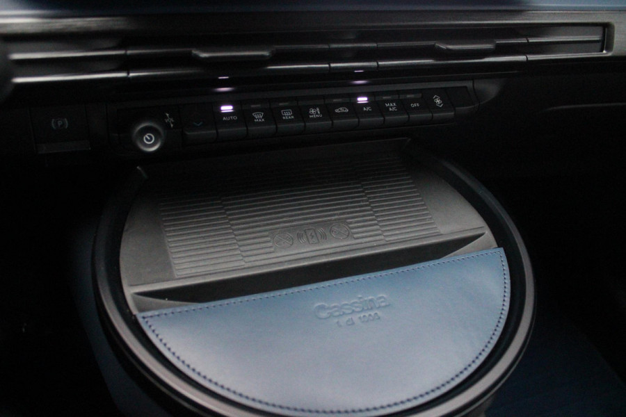 Lancia Ypsilon EDIZIONE CASSINA LIMITATA 156PK 51 kWh | WARMTEPOMP! | 3-FASE! | DRAADLOOS APPLE CARPLAY/ANDROID AUTO | DRAADLOOS TELEFOONLADER | CAMERA VOOR + ACHTER | KEYLESS ENTRY/START | DODEHOEK DETECTIE | ELEKTRISCH BEDIENBARE BESTUUDERSSTOEL MET MASSAGE FUNCTIE | ADAPTIVE CRUISE CONTROL | STOEL VERWARMING | NAVIGATIE | DAB+ RADIO |