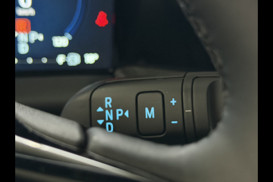 Ford Transit Custom 320 2.0 TDCI L2H1 Limited Trekhaak / Camera / Navi