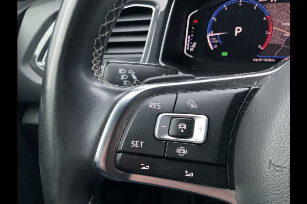 Volkswagen T-Roc 1.5 TSI R-Line Automaat Trekhaak Carplay Adap.Cruise Keyless Led NL-Auto Hoogzitter!