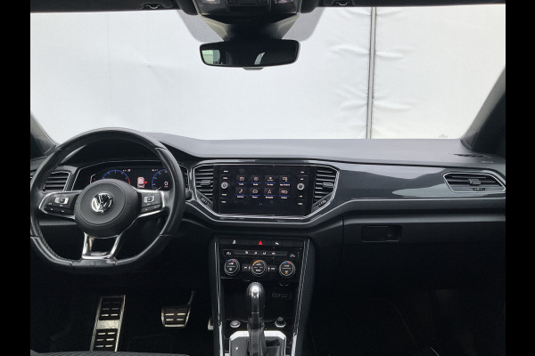 Volkswagen T-Roc 1.5 TSI R-Line Automaat Trekhaak Carplay Adap.Cruise Keyless Led NL-Auto Hoogzitter!