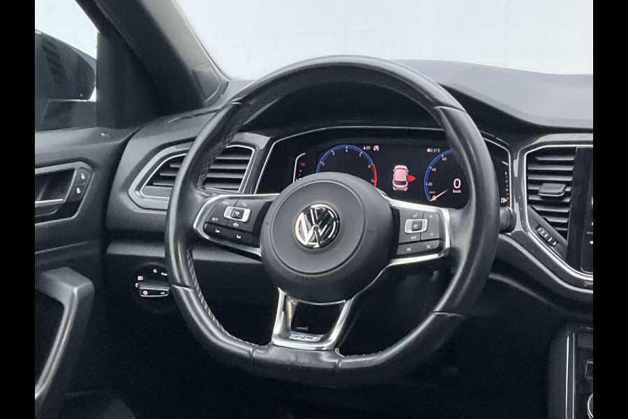 Volkswagen T-Roc 1.5 TSI R-Line Automaat Trekhaak Carplay Adap.Cruise Keyless Led NL-Auto Hoogzitter!