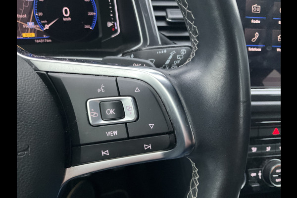 Volkswagen T-Roc 1.5 TSI R-Line Automaat Trekhaak Carplay Adap.Cruise Keyless Led NL-Auto Hoogzitter!