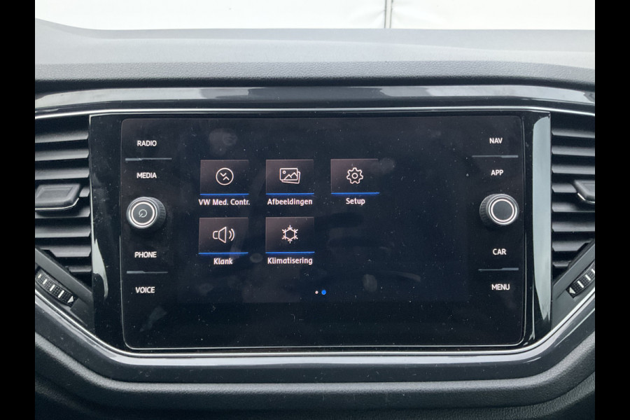 Volkswagen T-Roc 1.5 TSI R-Line Automaat Trekhaak Carplay Adap.Cruise Keyless Led NL-Auto Hoogzitter!