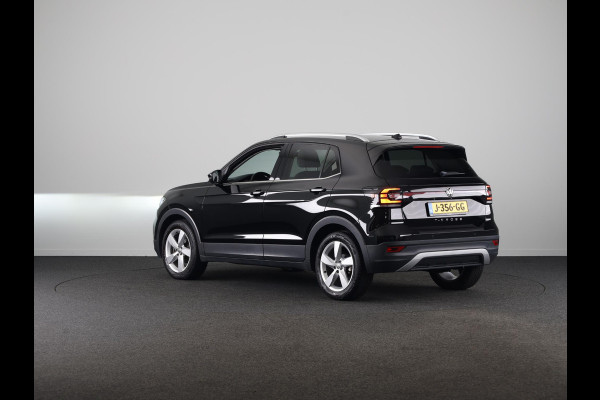 Volkswagen T-Cross 1.0 TSI Style 115 pk | Navigatie | Parkeersensoren | Adaptieve cruise control | LED koplampen |