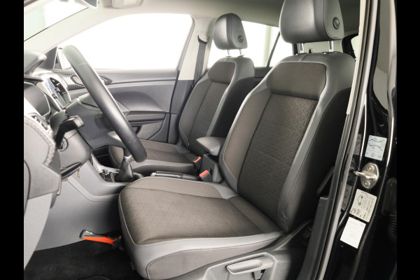 Volkswagen T-Cross 1.0 TSI Style 115 pk | Navigatie | Parkeersensoren | Adaptieve cruise control | LED koplampen |