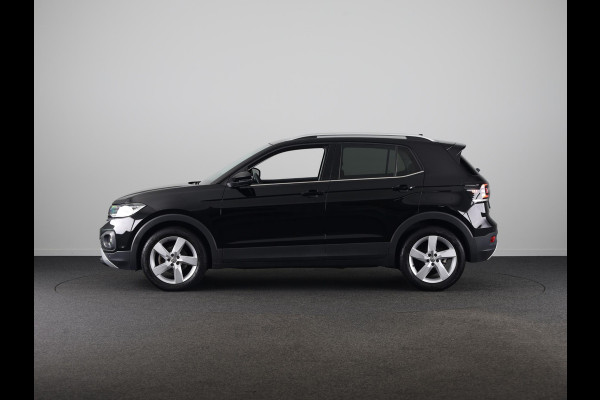Volkswagen T-Cross 1.0 TSI Style 115 pk | Navigatie | Parkeersensoren | Adaptieve cruise control | LED koplampen |