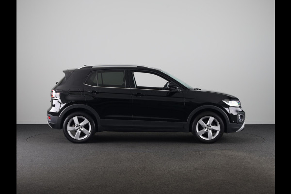 Volkswagen T-Cross 1.0 TSI Style 115 pk | Navigatie | Parkeersensoren | Adaptieve cruise control | LED koplampen |