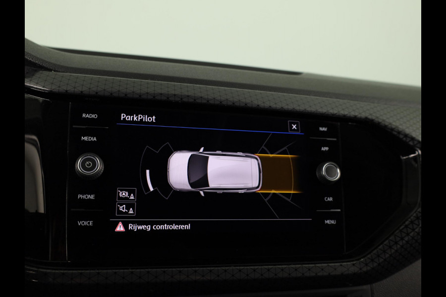 Volkswagen T-Cross 1.0 TSI Style 115 pk | Navigatie | Parkeersensoren | Adaptieve cruise control | LED koplampen |